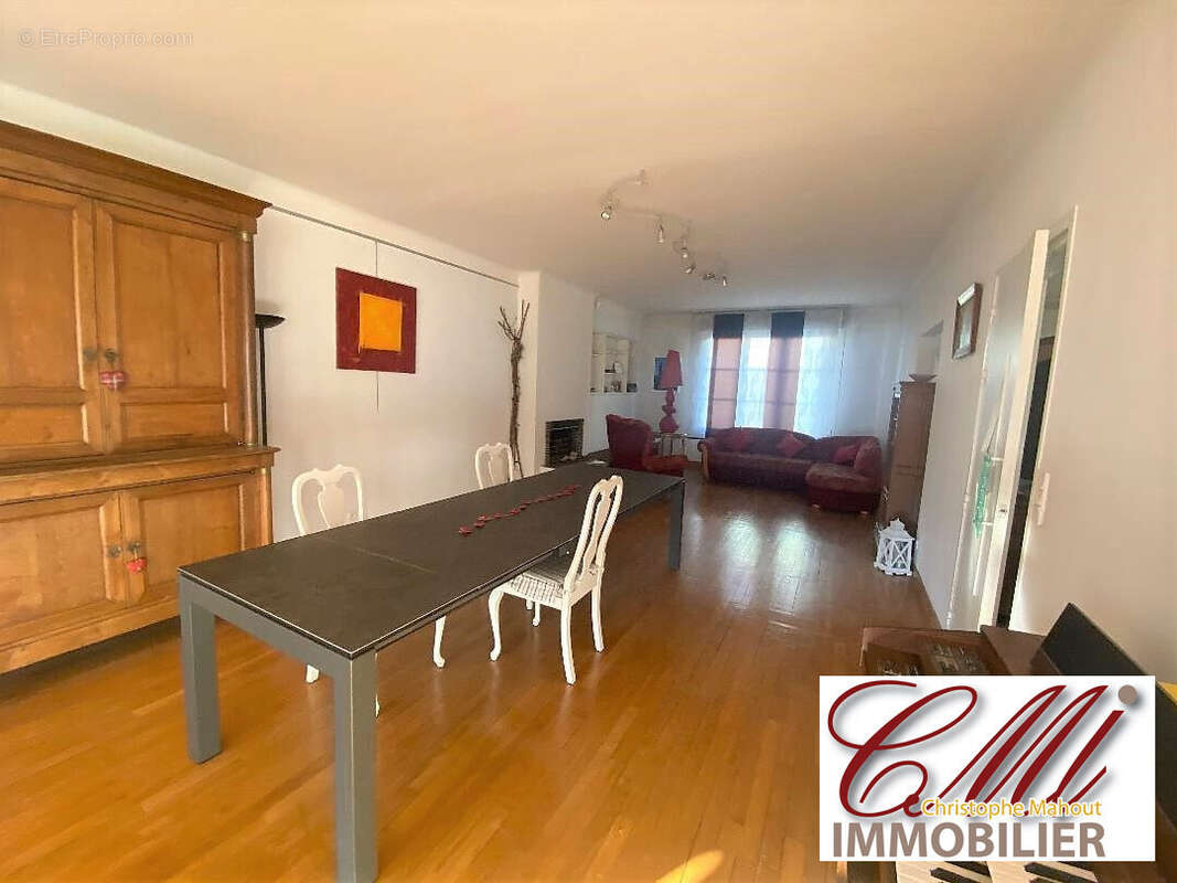 Maison 370 m² à Vitry-Le-Francois  - photo 6