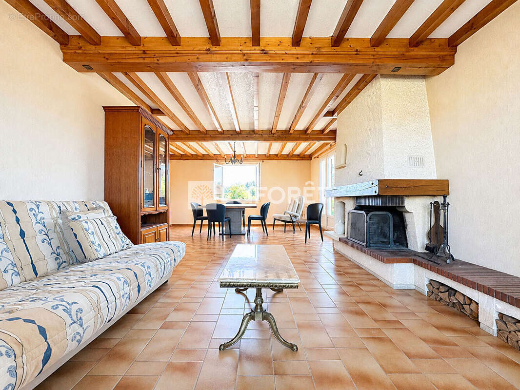 Maison familiale de 123 m² avec sous-sol complet sur terrain de 905 m² ? Messimy-sur-Saône - photo 4