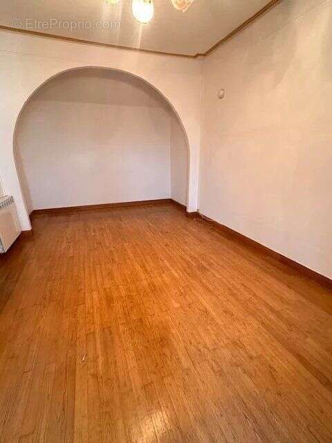 Maison à SAINT-MAUR-DES-FOSSES