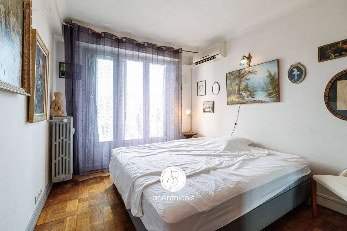 Nice // Valrose : Duplex / Terrasse 100m2 / Dernier étage / Traversant - photo 16