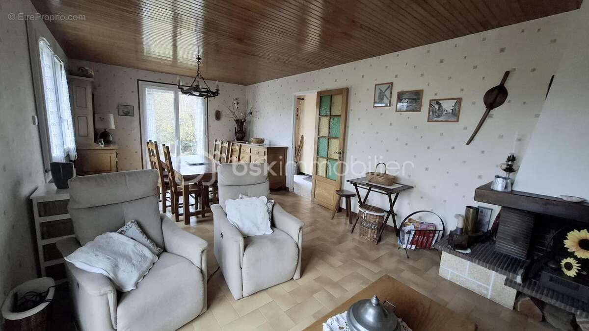 Maison à AUTRUY-SUR-JUINE