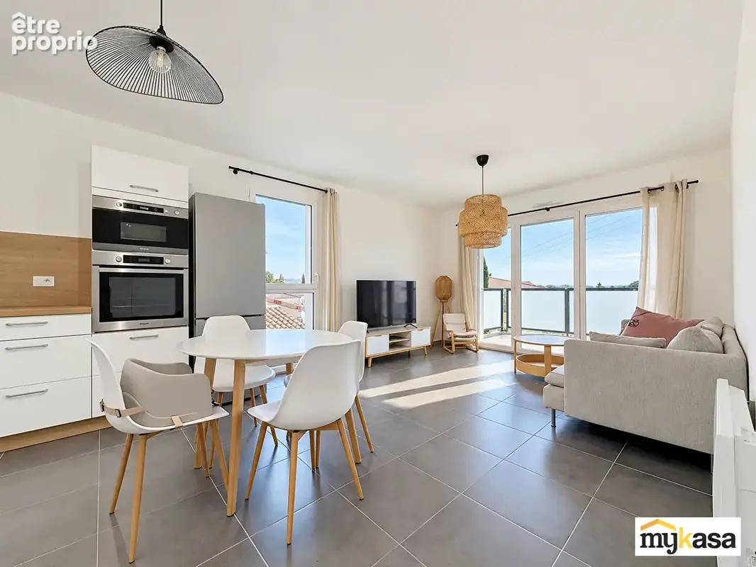Appartement Port De Bouc 3 pièce(s) 62 m2 - photo 1