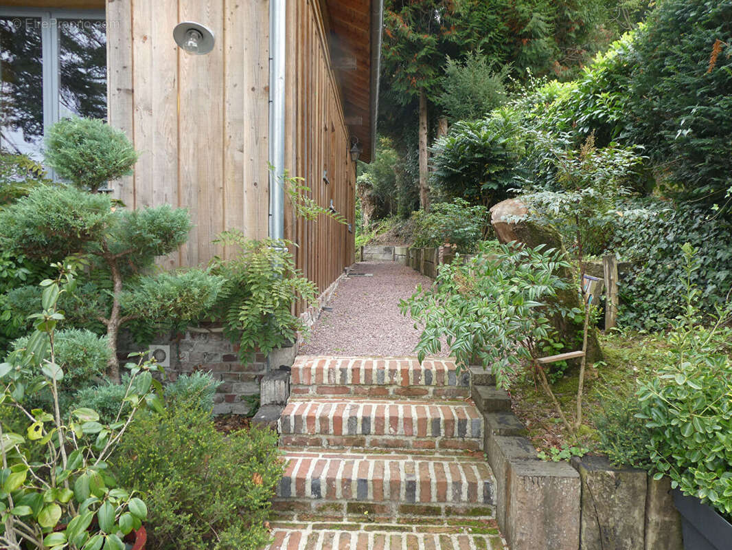 Maison à PONT-L&#039;EVEQUE