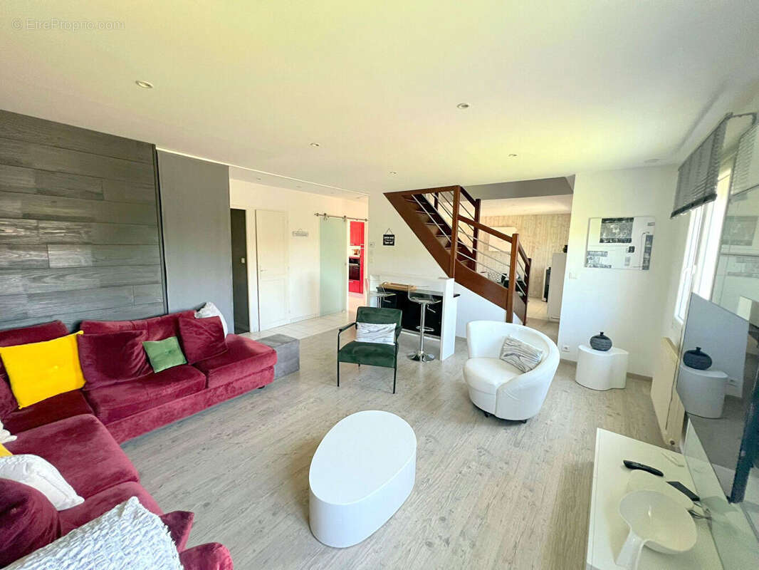 Maison Chaumont En Vexin 6 pièce(s) 136 m² + sous sol total - photo 12