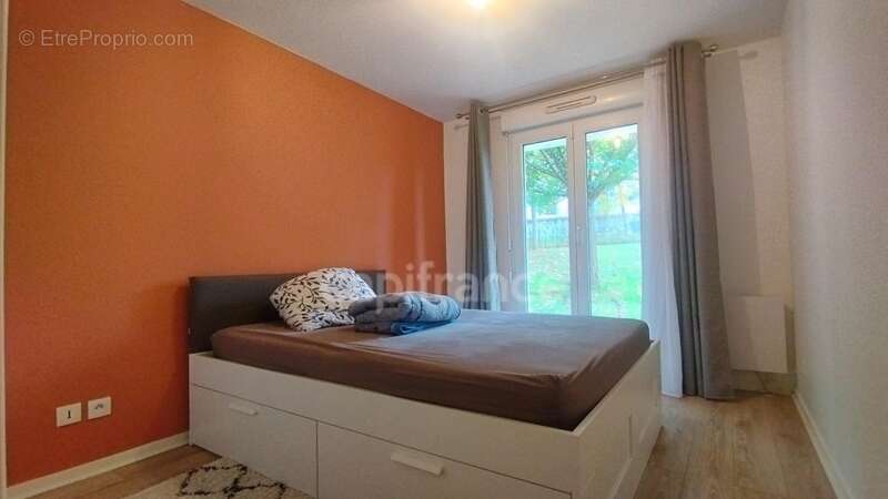 Appartement à CANTELEU