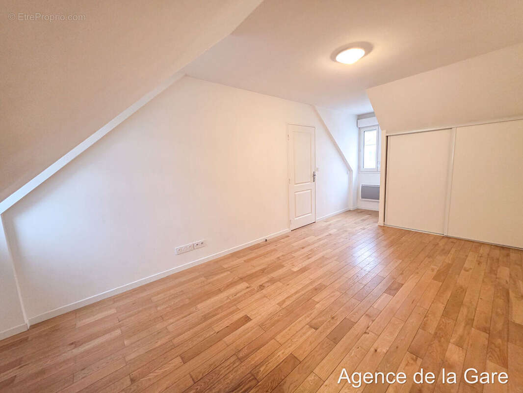 Appartement à MAISONS-LAFFITTE