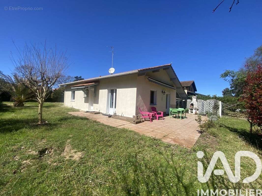 Photo 2 - Maison à TARNOS