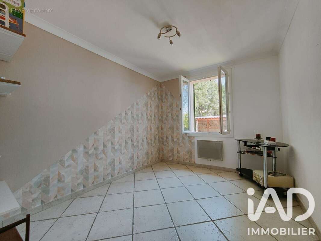 Photo 9 - Maison à LA TOUR-D'AIGUES