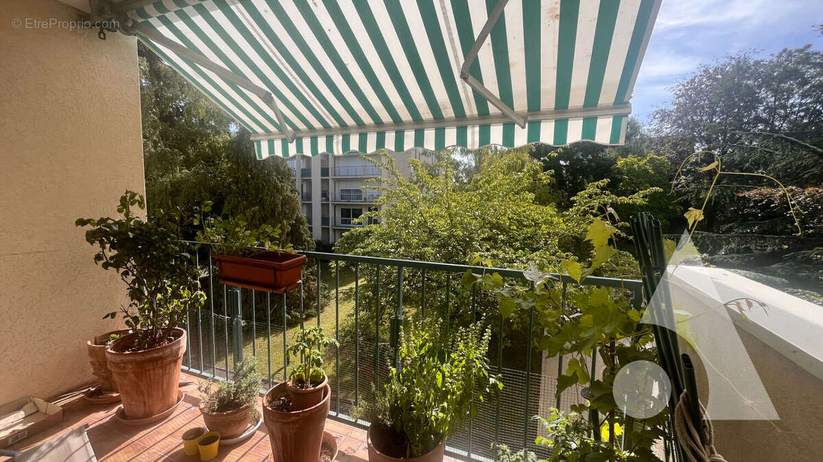 Appartement f3 avec cave et parking privé fermé - photo 10
