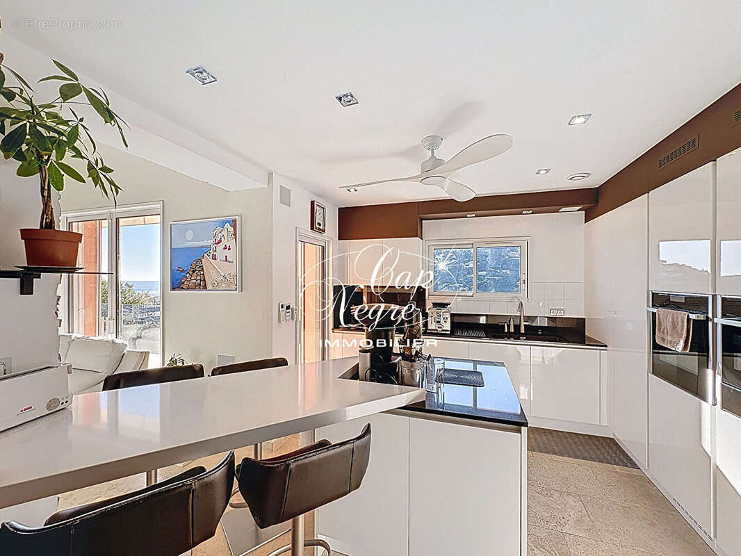 Propriété vue mer clé en main à vendre à cavalaire sur mer - golfe de saint tropez - photo 10