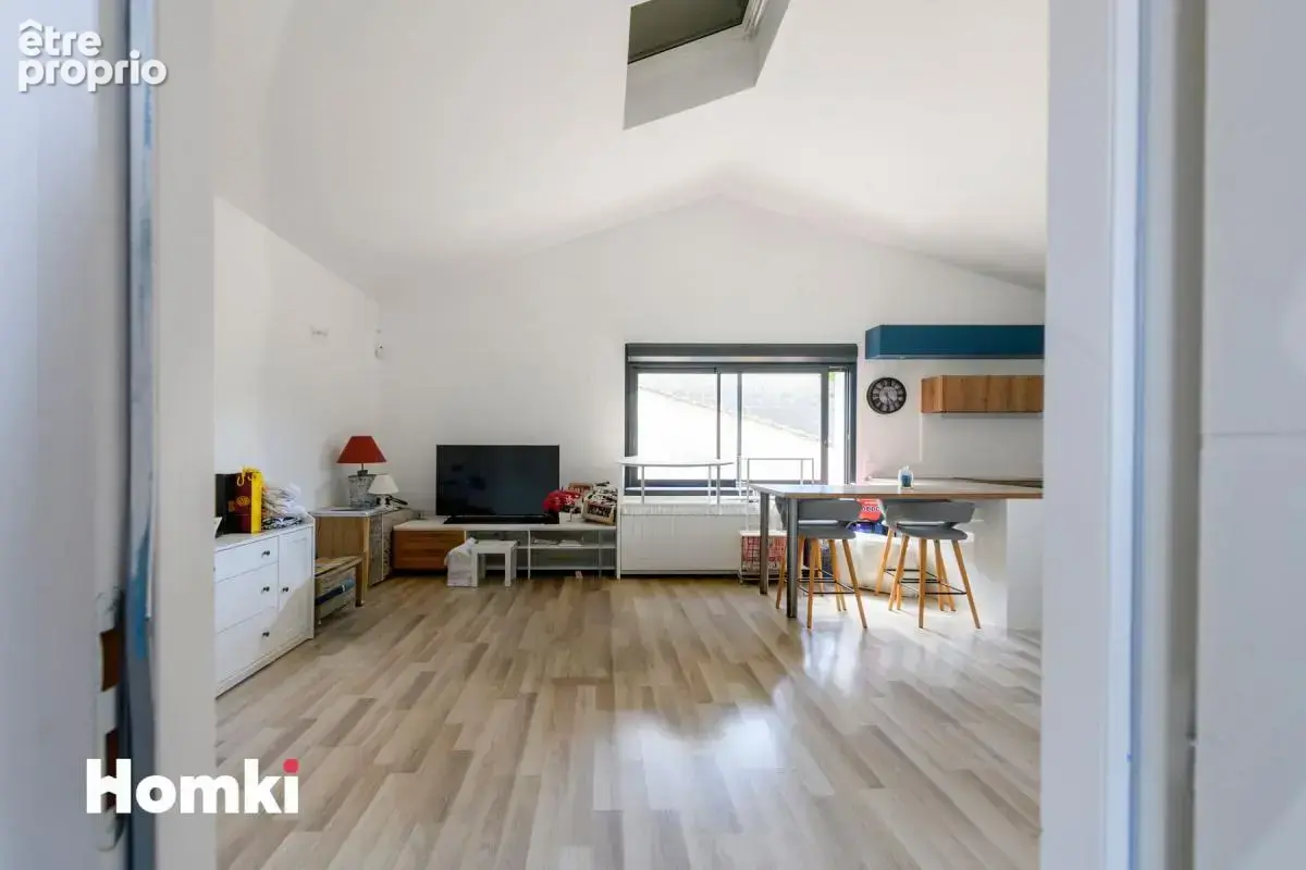 DPE C Appartement récent 3 pièces de 59 m² avec terrasse et parking  à Gallargues-le-Montueux - photo 5