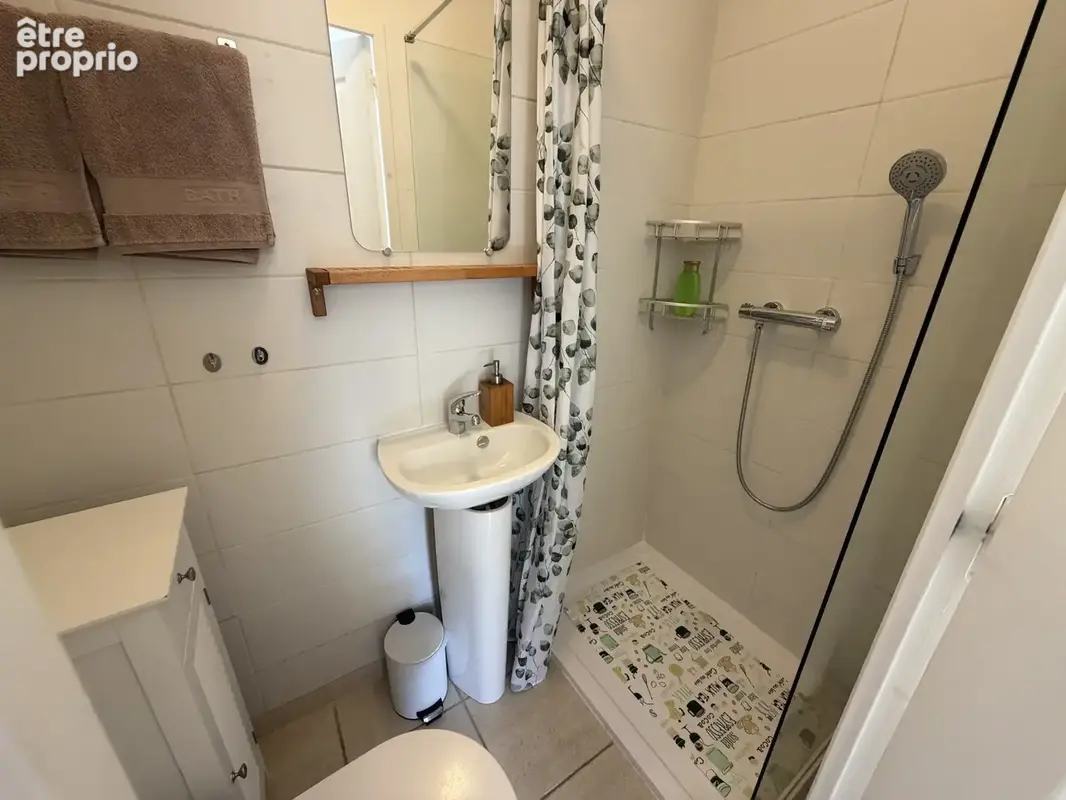 Régusse Villa 104m2 avec piscine, garage et terrain arboré - photo 15