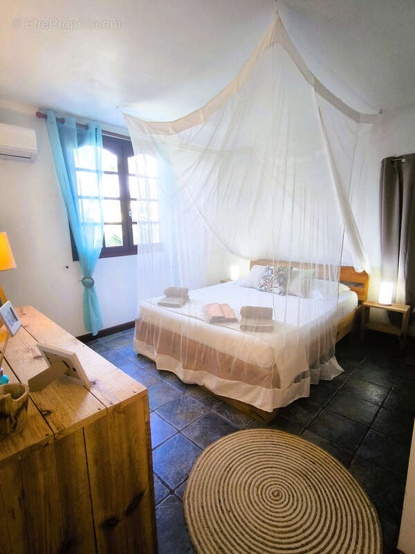 Maison à SAINTE-ANNE