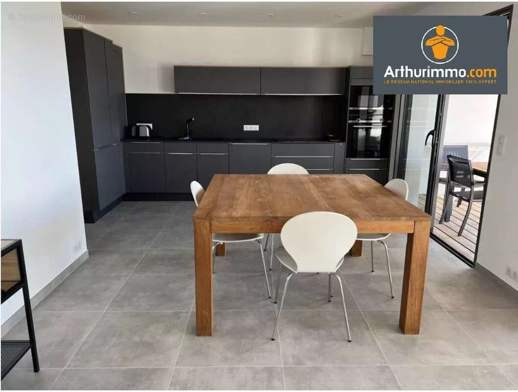 Appartement à GUARGUALE