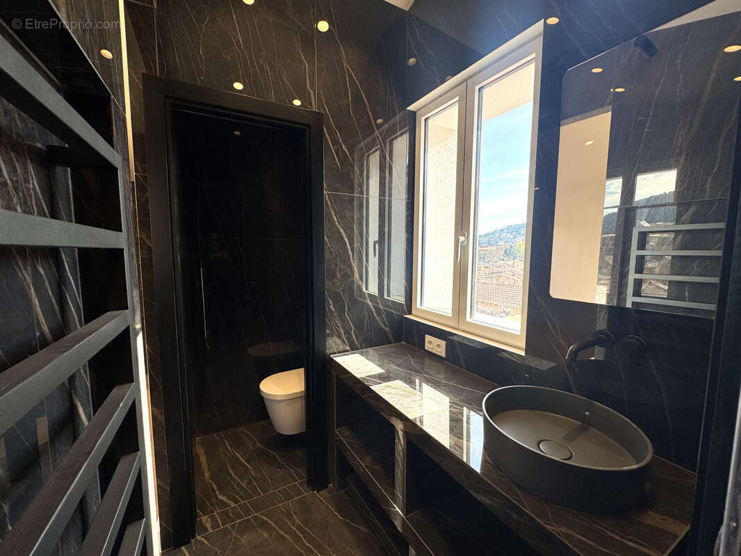 Appartement à VILLEFRANCHE-SUR-MER