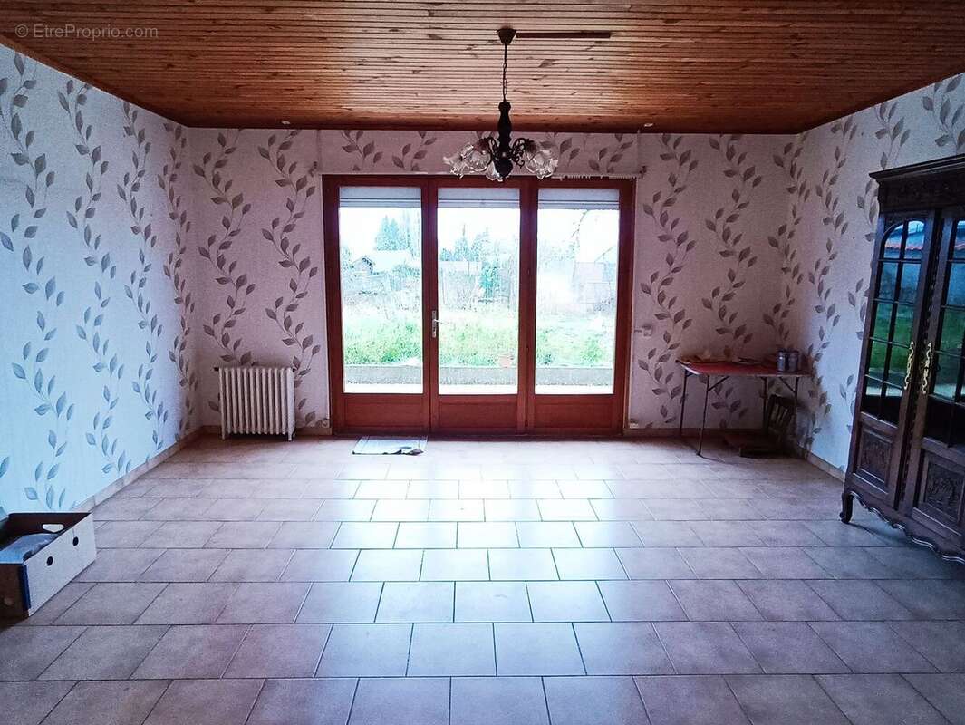 Maison à AUXI-LE-CHATEAU