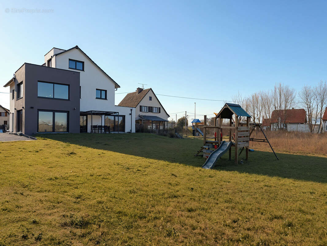 Magnifique villa contemporaine 7 pièces 13,8 ares - photo 3