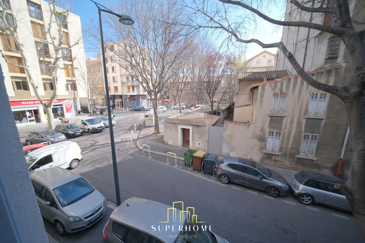 Appartement à MARSEILLE-4E
