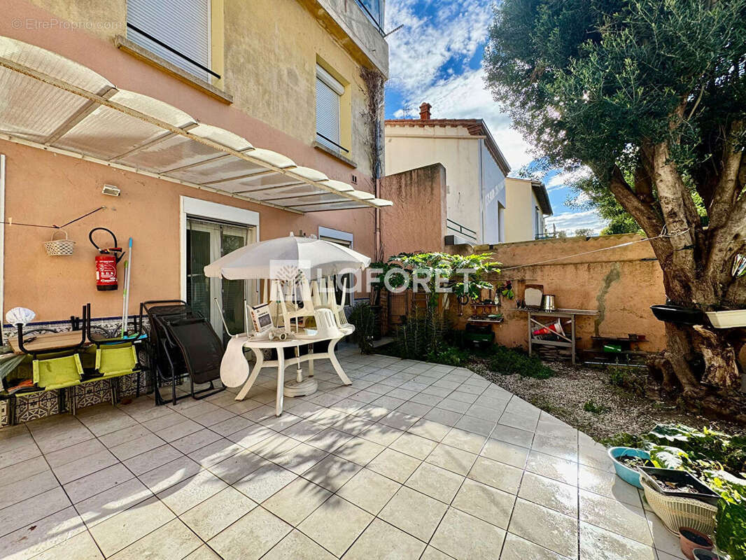 Perpignan - Quartier prisé ! Superbe F2 bis en rez-de-jardin de plus de 80 m², vendu loué ! - photo 6