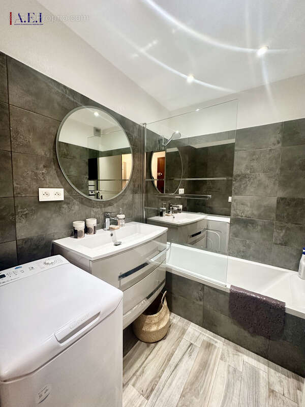 Appartement à SANARY-SUR-MER