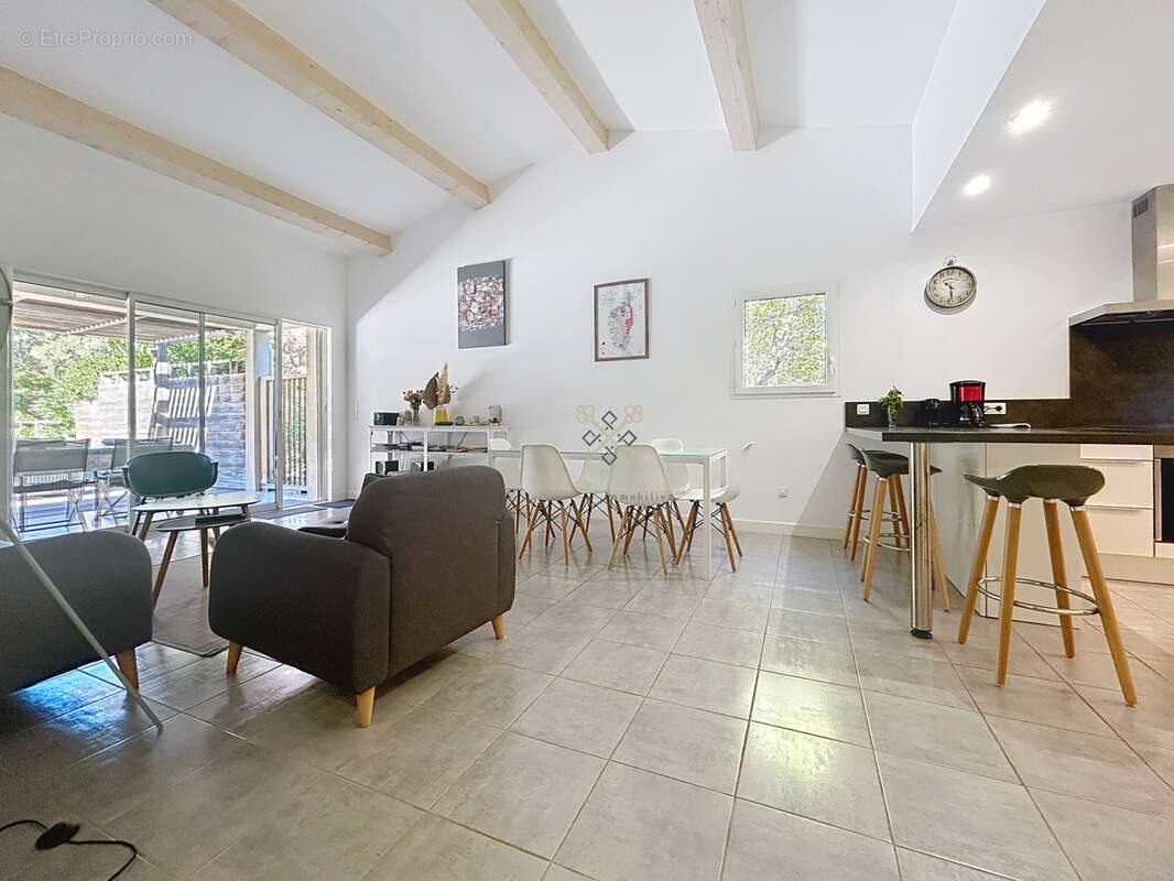 Maison 3 chambres - piscine - garage - palavesa - photo 7
