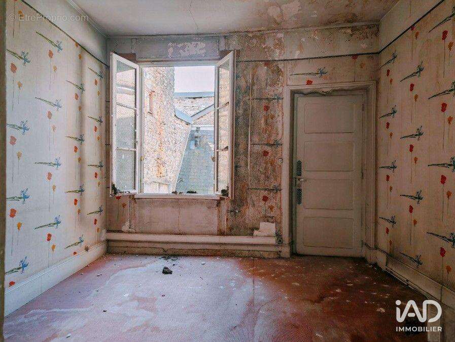 Photo 7 - Commerce à LA CHARITE-SUR-LOIRE