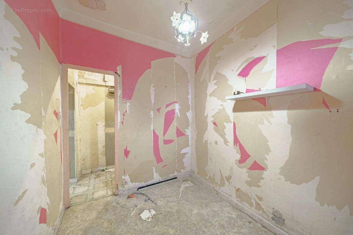 Appartement à MARSEILLE-3E