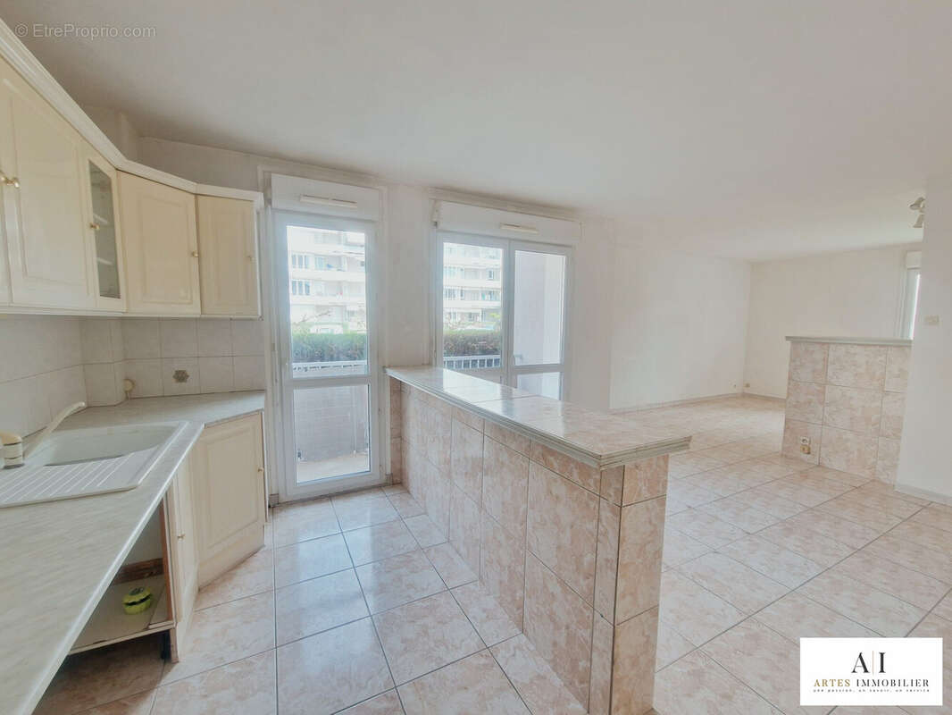 Appartement à MONTELIMAR