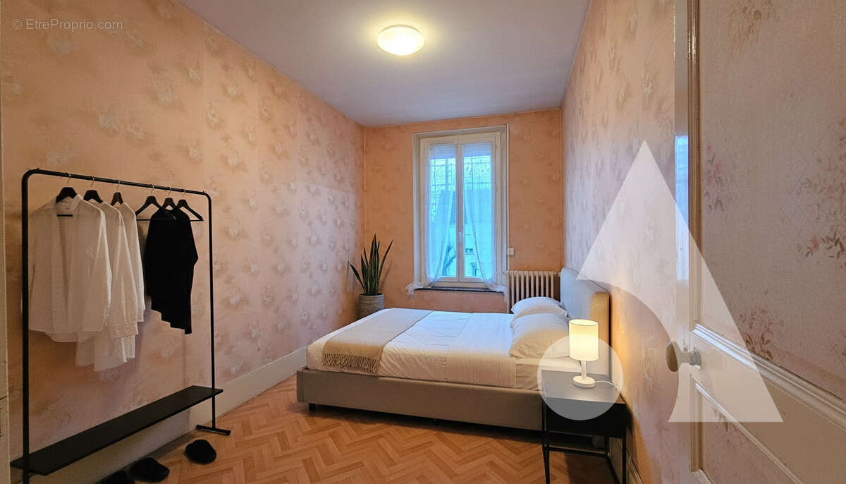 Maison à ESTREES-SAINT-DENIS