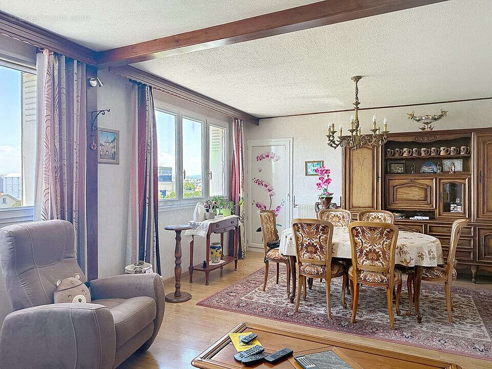 Appartement à VILLEURBANNE
