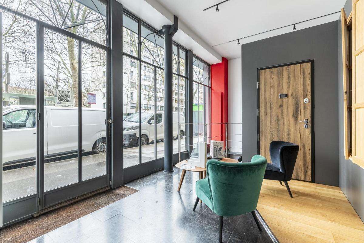 Commerce à PARIS-7E