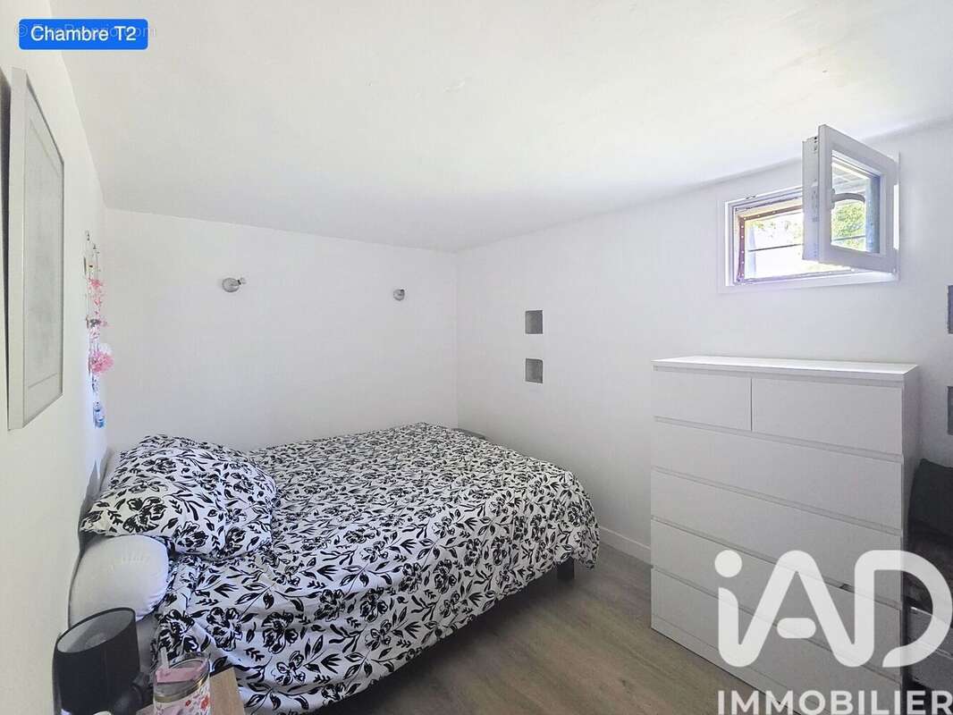 Photo 2 - Maison à BERNIS