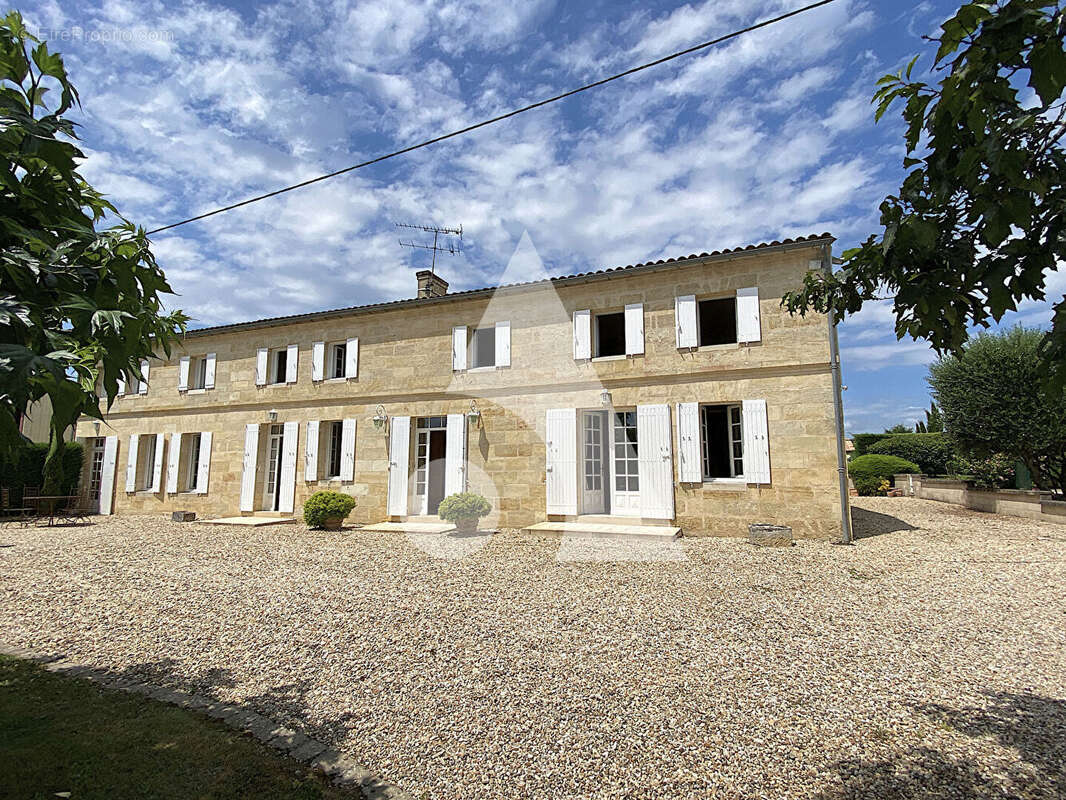 Propriété 11 pièces 349 m2 à 20 minutes de Saint Emilion - photo 2