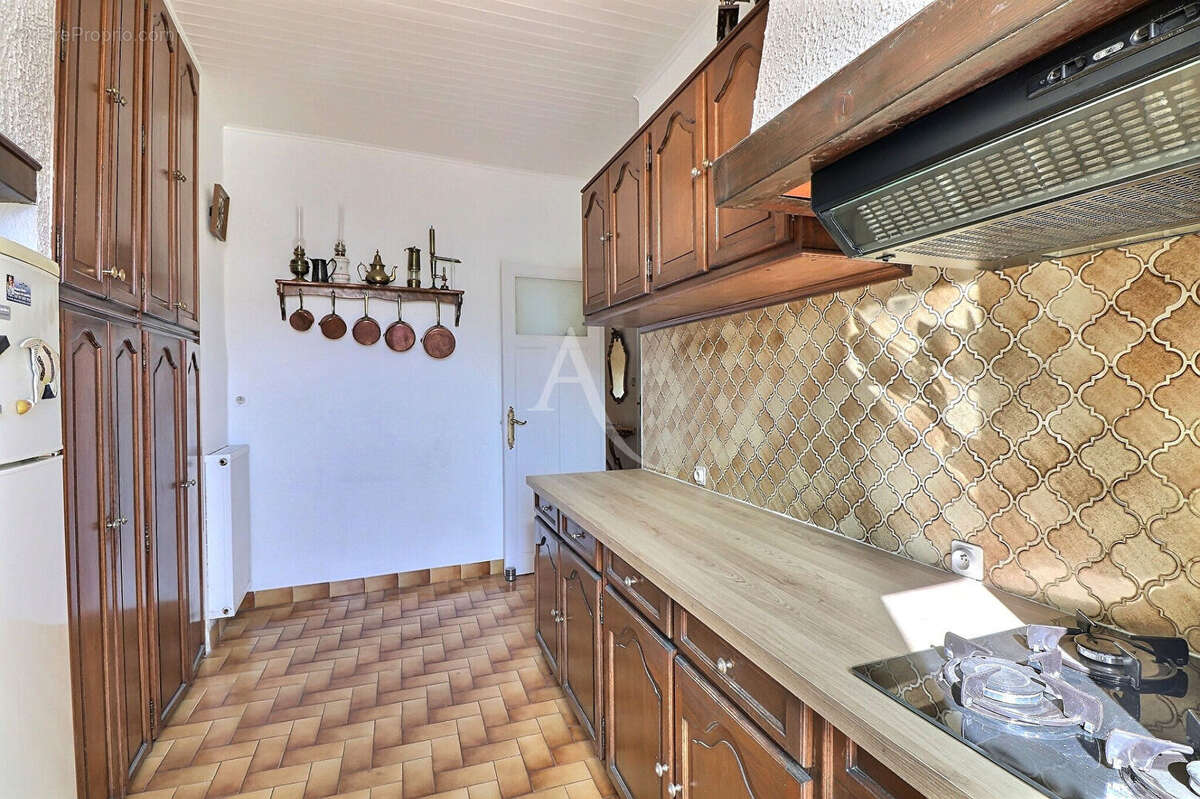 Appartement à MARSEILLE-10E