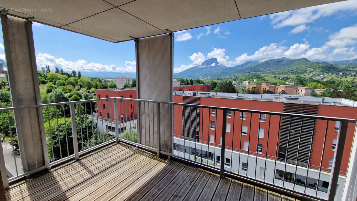 Appartement à LA RAVOIRE