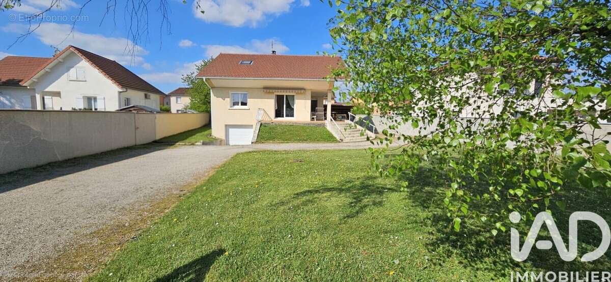 Photo 2 - Maison à CHATEAU-GAILLARD