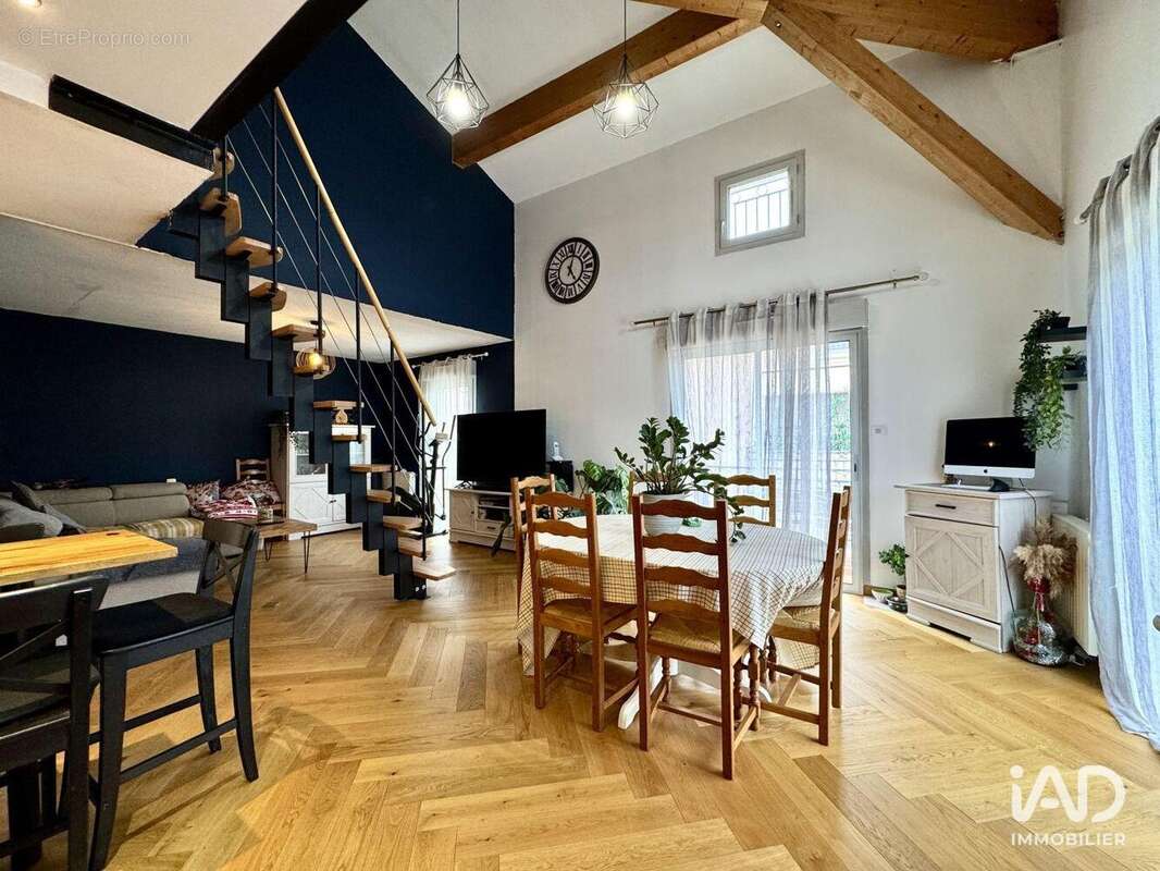 Appartement 79 m² à Pernes-Les-Fontaines  - photo 6