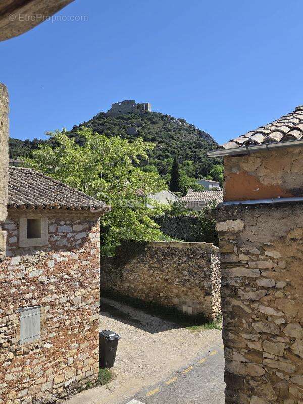 Maison à SAINT-VICTOR-LA-COSTE