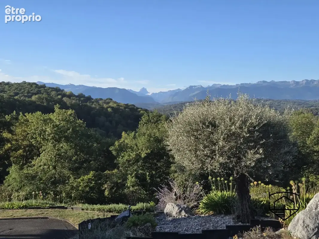 Maison 7 pièces 220 m² à vendre à Gan (64290) - photo 2