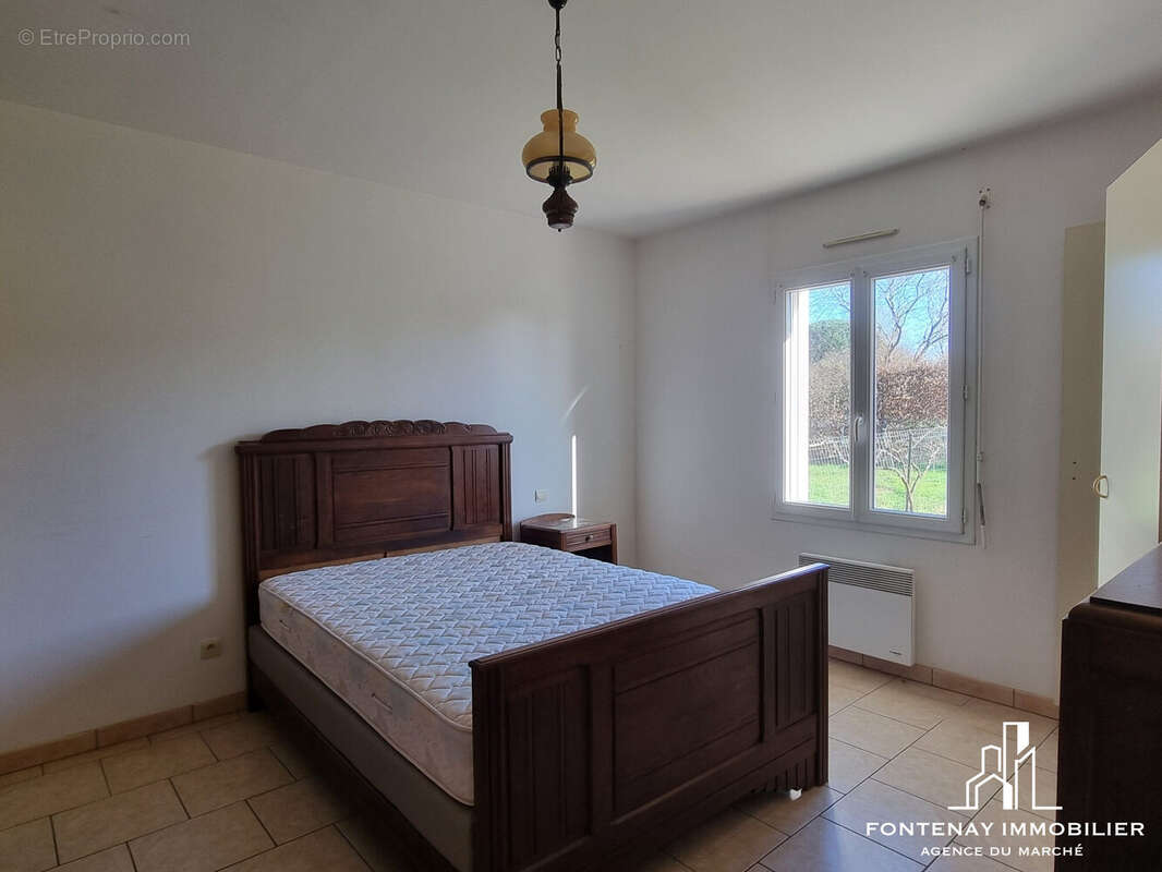 Maison à FONTENAY-LE-COMTE