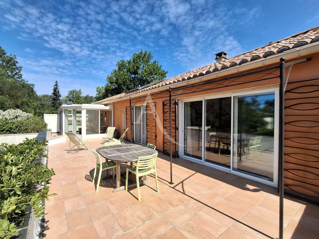 Maison à ROQUEREDONDE