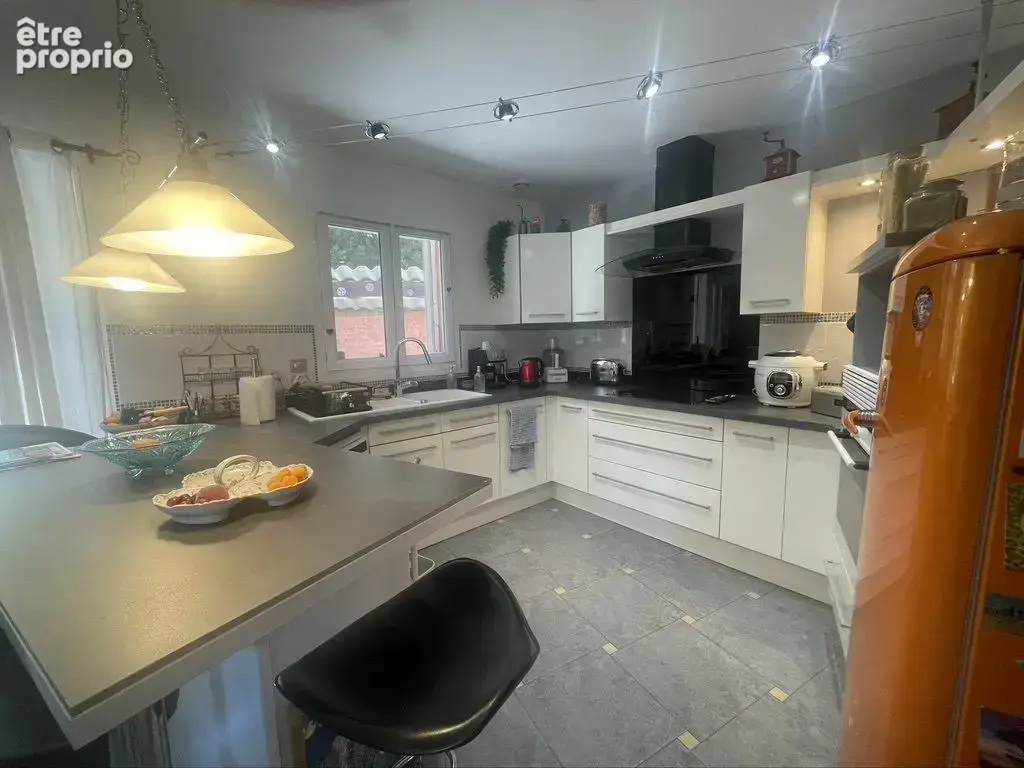 Maison 132 m² à Saint-Jean-De-Maruejols-Et-Avejan  - photo 7