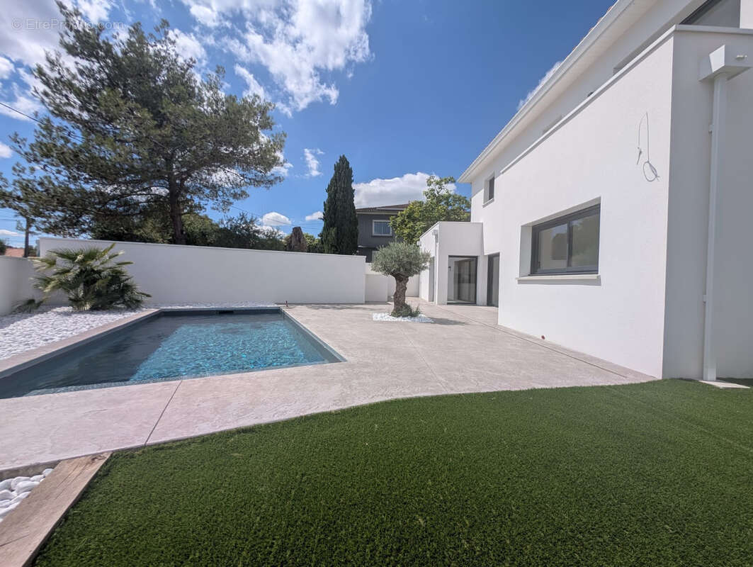 Maison à CORNEBARRIEU