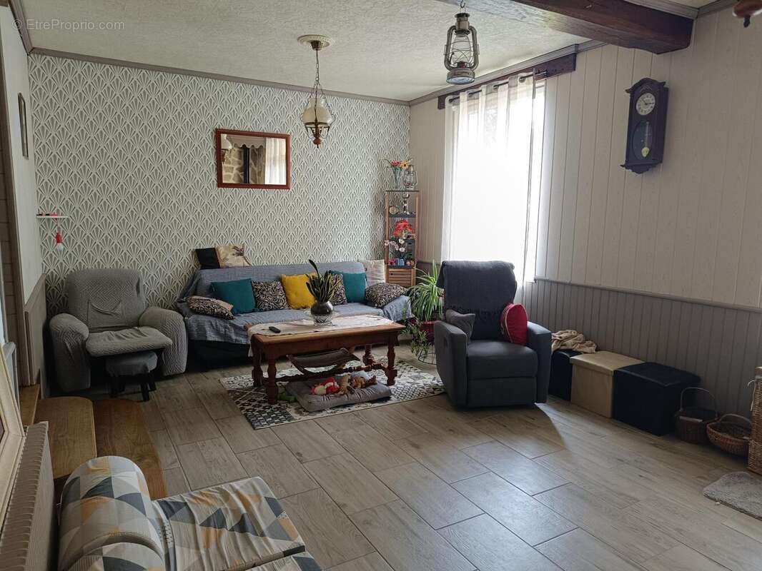 Maison 135 m² à Maisonnais-Sur-Tardoire  - photo 6
