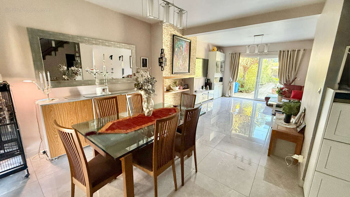 Maison à ENGHIEN-LES-BAINS