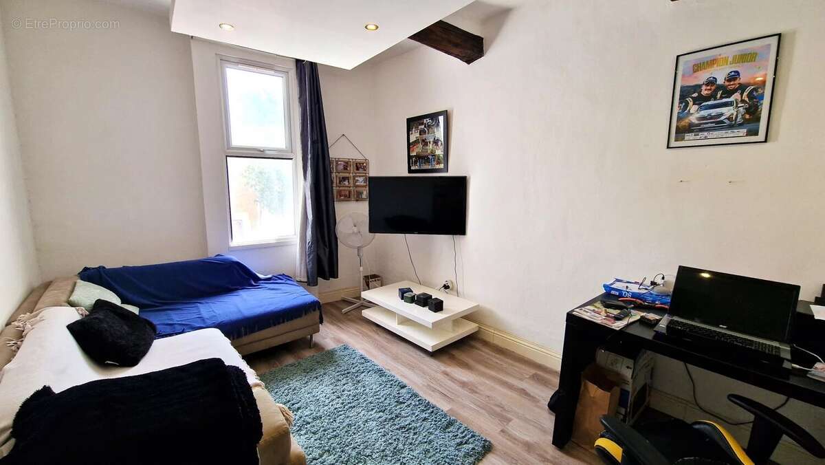 Maison de Village de 4 Chambres avec une Jolie Terrasse - photo 9