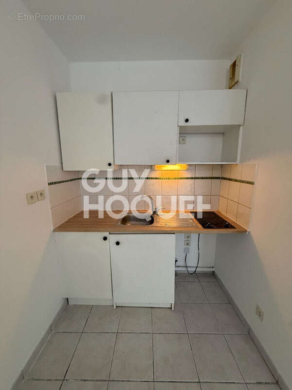 Appartement F2, 43 m² en rez-de-chaussée avec terrasse et parking, à vendre à PERPIGNAN, quartier Saint Martin - photo 4