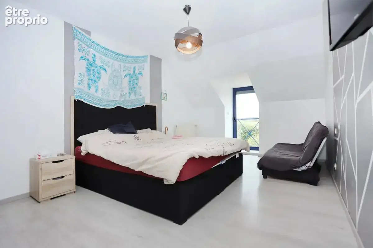 Maison de 194 m2 - 5 pièces - Martigné-Ferchaud - photo 10