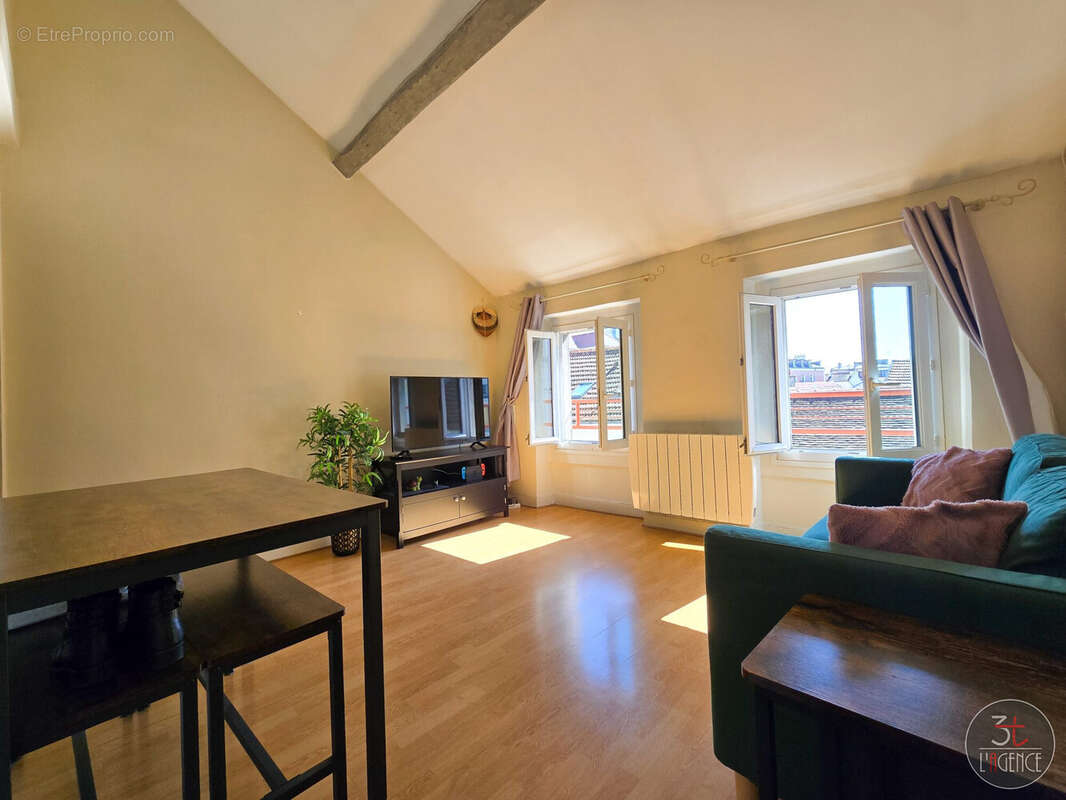 Appartement à FONTENAY-SOUS-BOIS