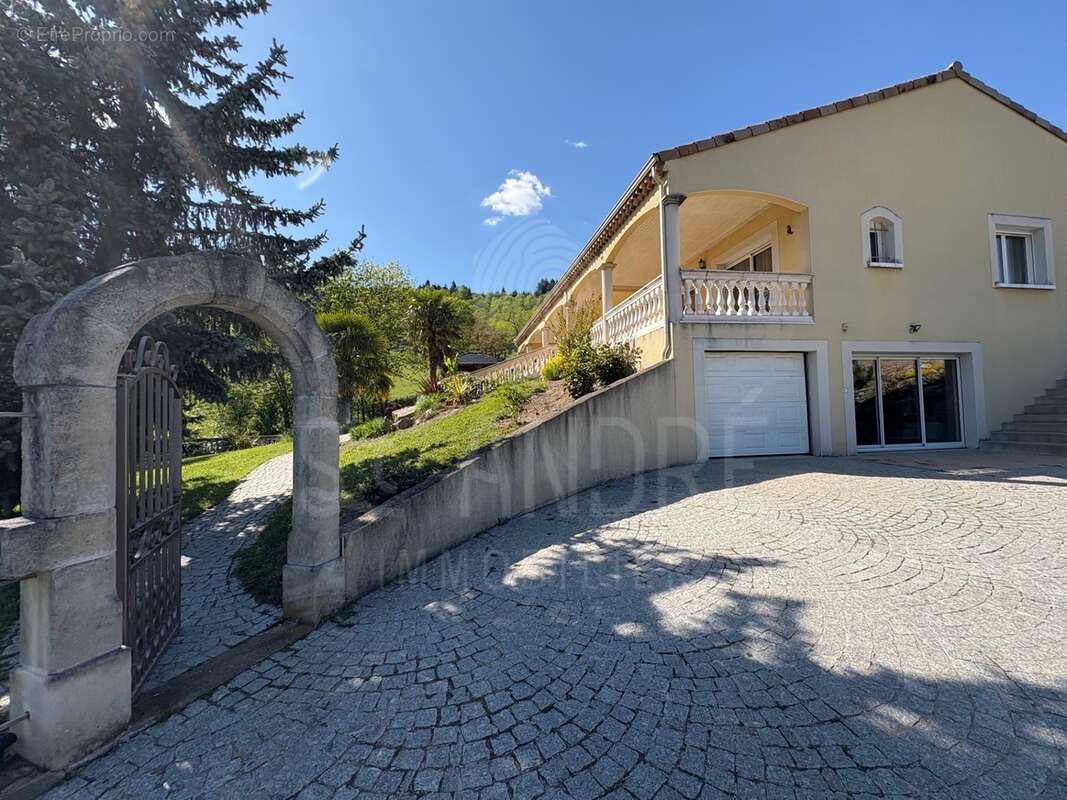 Maison à SAINT-VALLIER